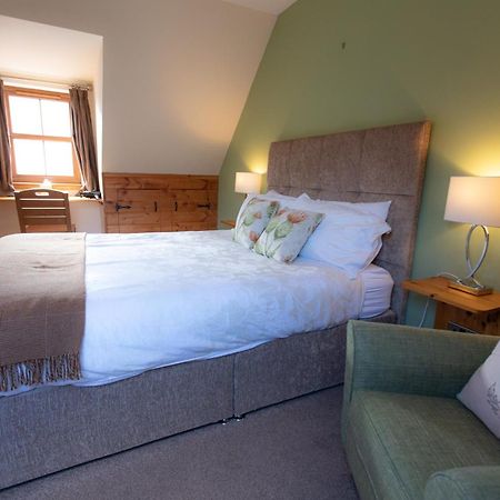 Redwood House Bed & Breakfast Greshornish Ruang foto